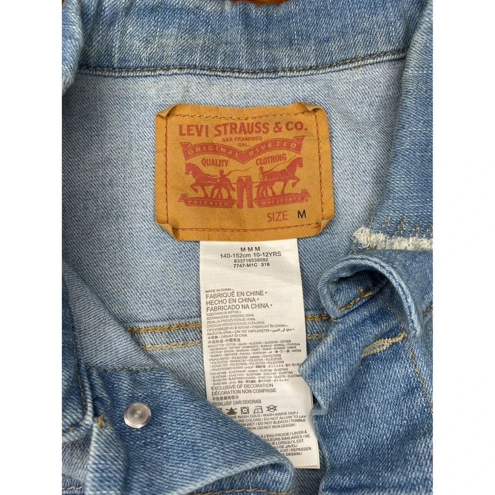 Levi's Light Wash‎ Distressed Denim Jacket Size Medium/10-12 Years
